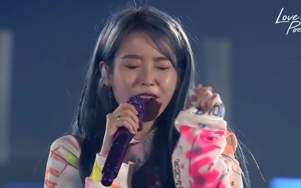 [图][IU]抓住我的手（Hold My Hand）-Live Clip-2019 IU Tour Concert （Love poem）,IU顶级现场