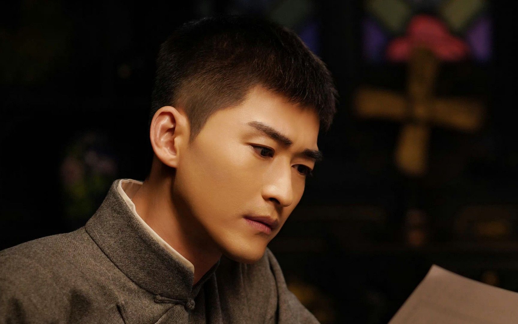 张翰首回应被说油腻,称会虚心接受所有评价,网友:不油腻但老了