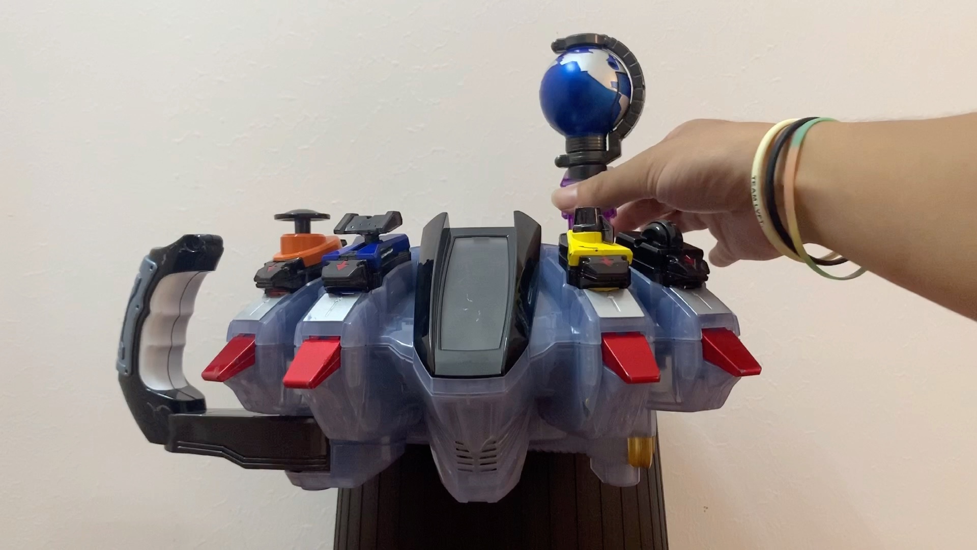 假面骑士fourze 三个特殊形态开关把玩视频(s-1开关,s-3开关,eh地球仪