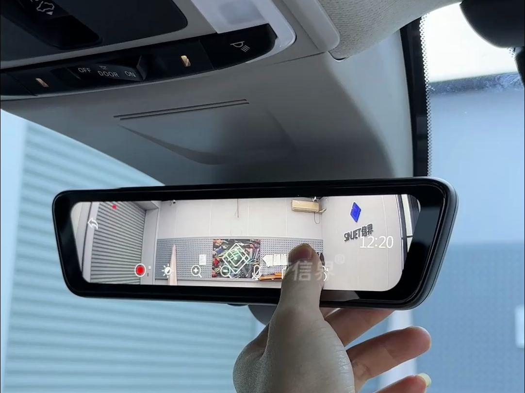 本田型格到店升级专用流媒体后视镜,带24小时停车监控