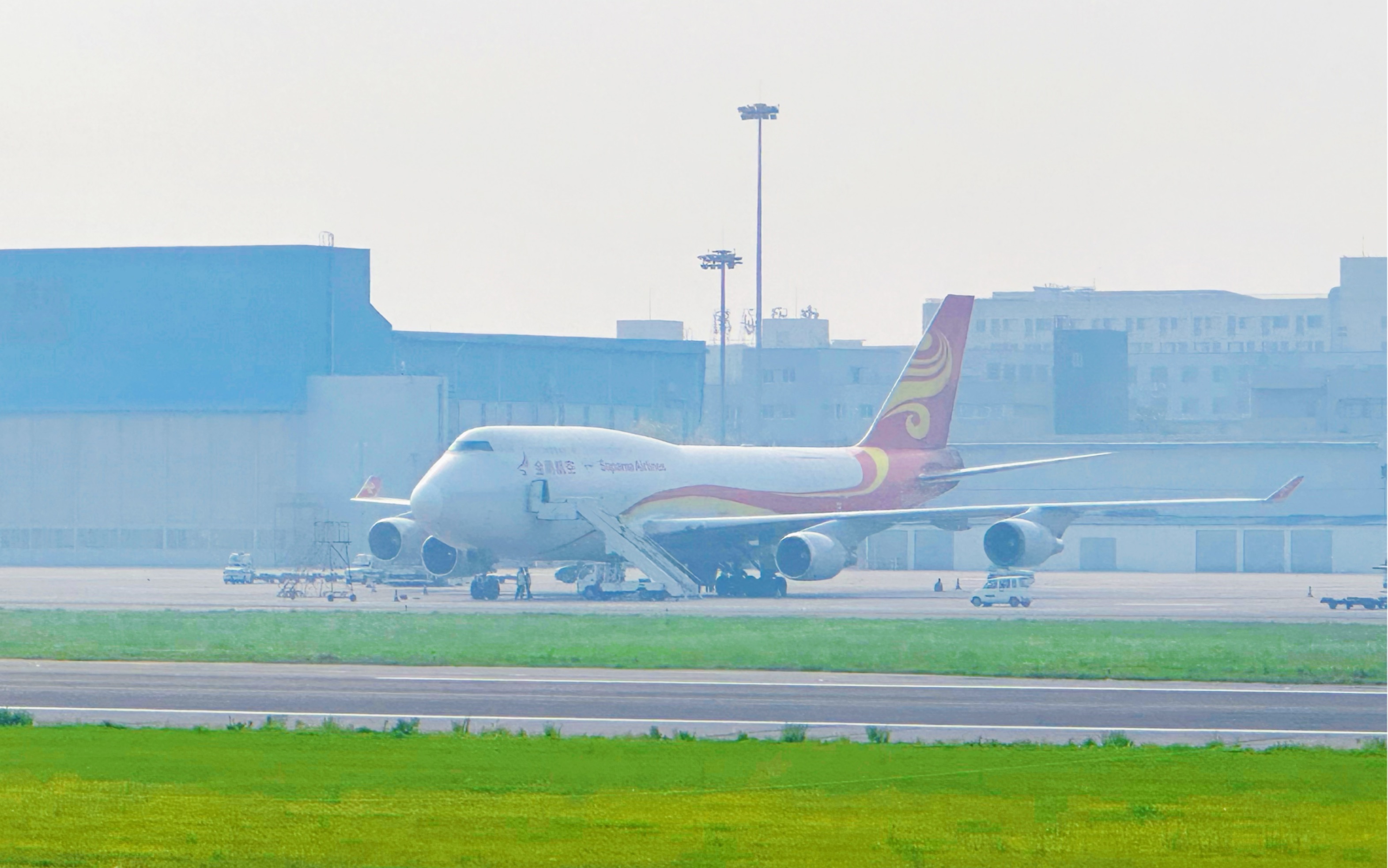 拍机第003集:波音747货机清晨降落沈阳探险