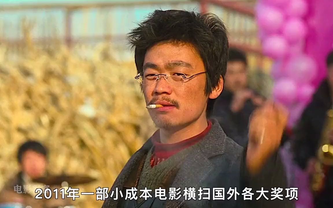 王宝强演绎守村人一战封神!小成本却横扫国外各大奖项!