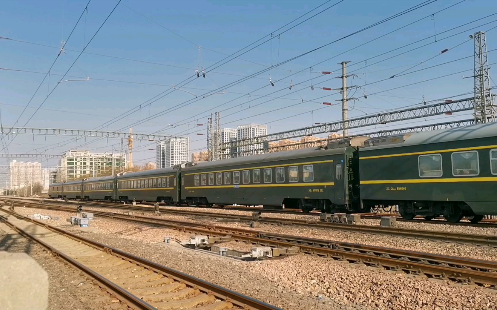 或许元旦才是春运?z49竟然挂了四节硬座