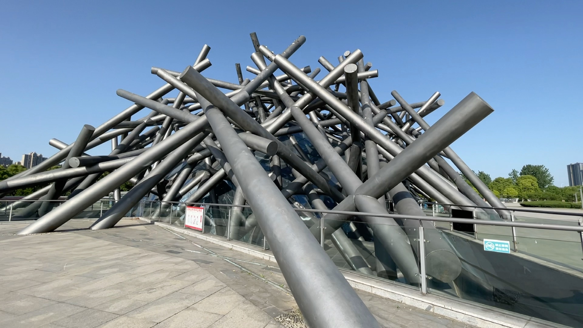 合肥奇葩鸟巢建筑,耗资2亿五年建成,被评为国内十大最丑建筑