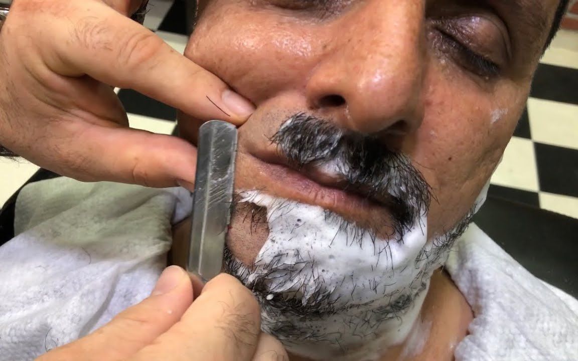 numan土耳其理发店放松的刮脸修面