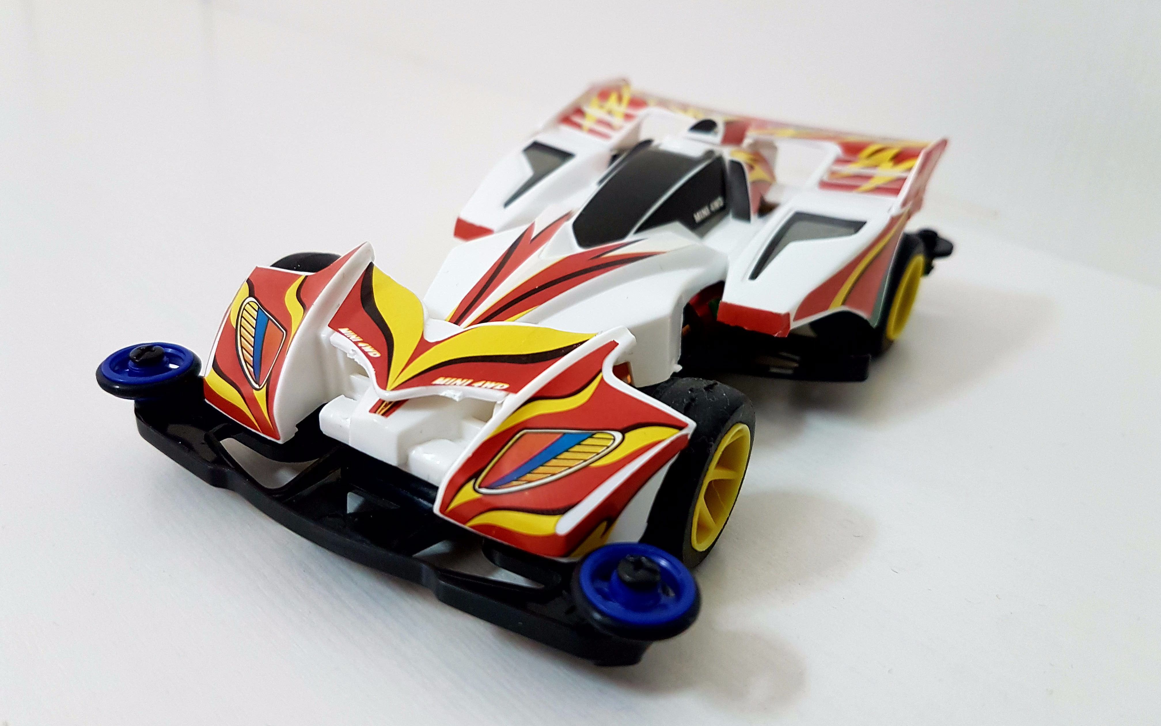 童年的回忆拼装四驱车不看说明书都不会拼了