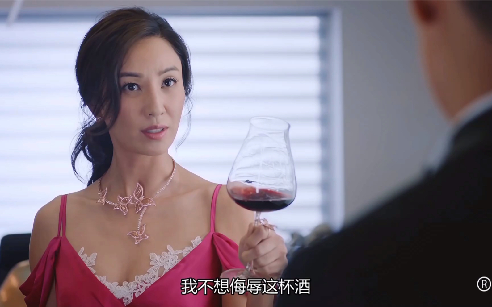 郑希怡~听说大家最近很喜欢的乘风破浪的姐姐来了