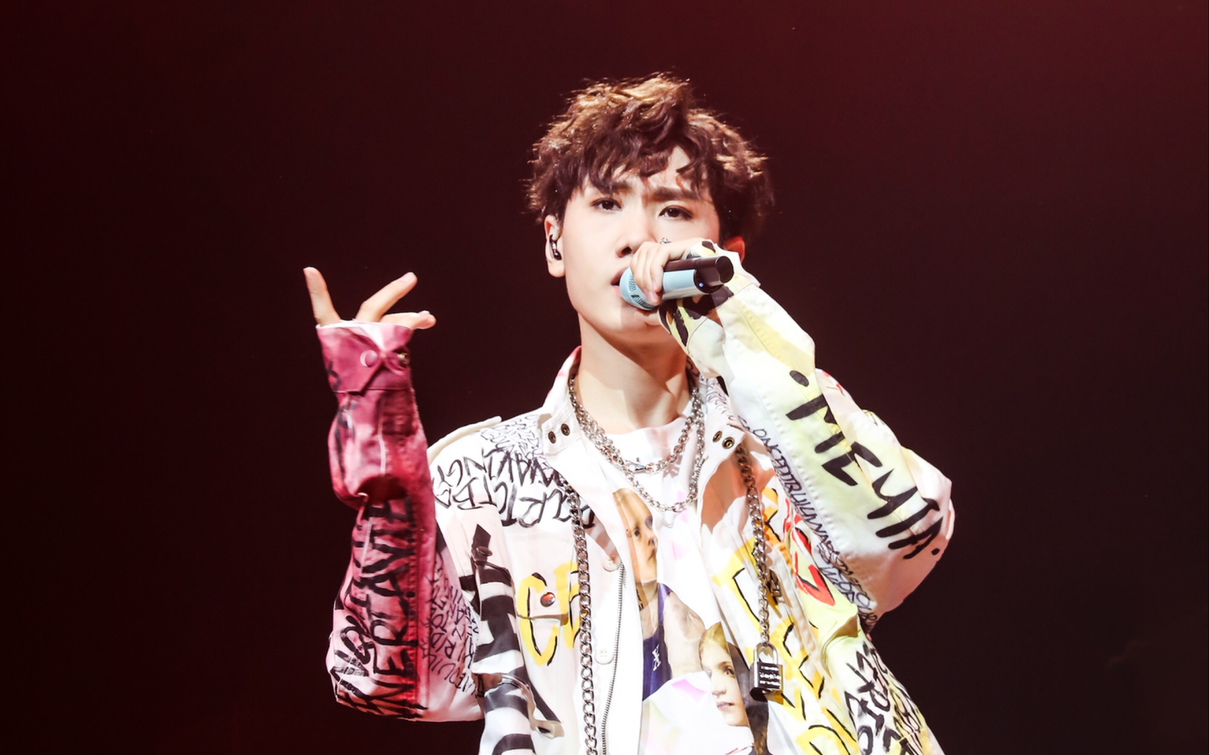 汪苏泷【克制凶猛】北京首唱会 虚拟恋爱指南 focus