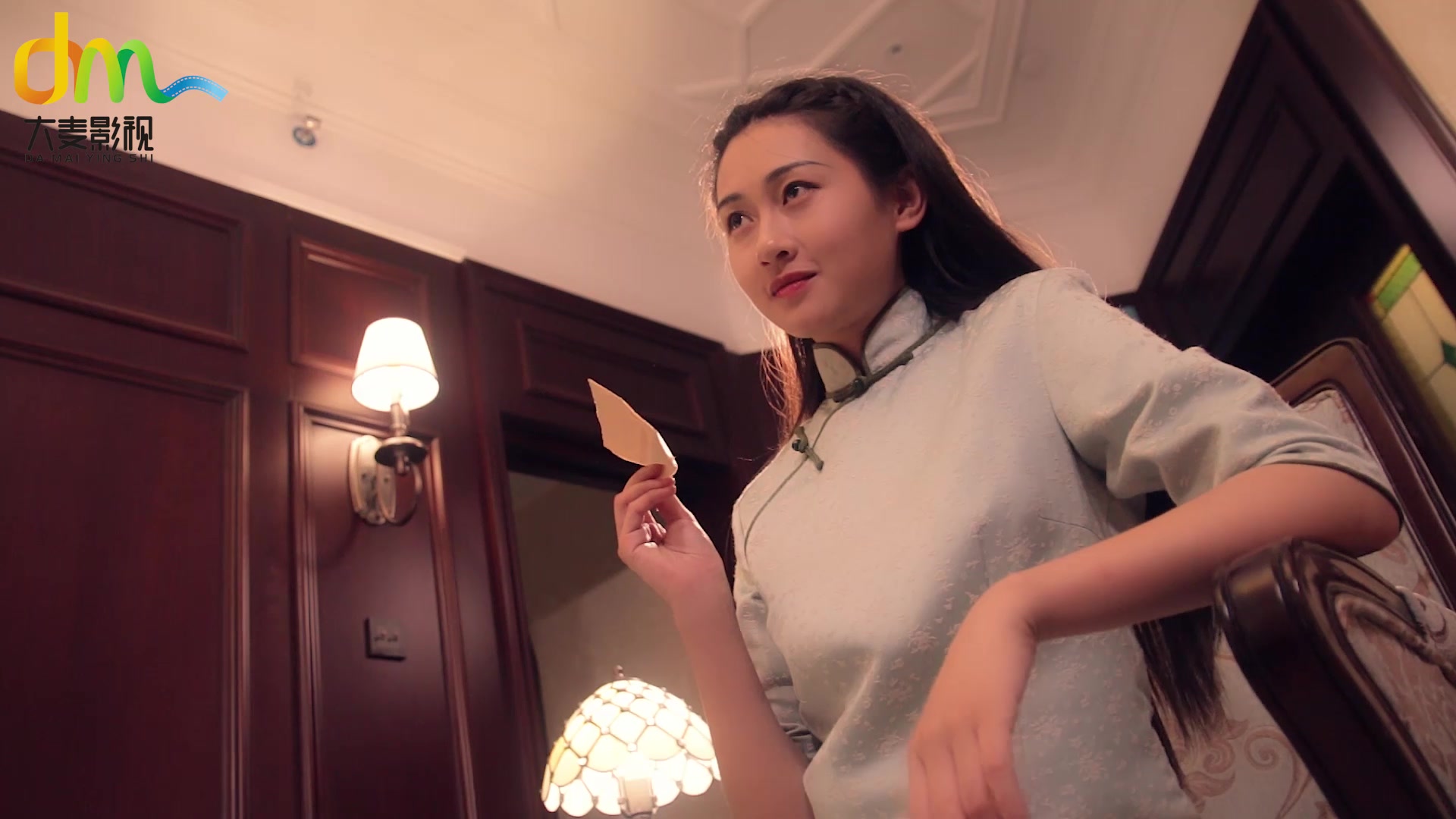 顾轻舟又跑了少帅说我家夫人是乡下女子不懂时髦你们不要欺负她那些被