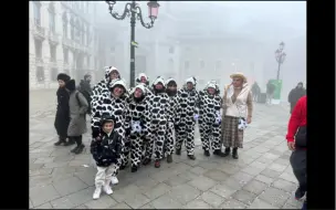 下载视频: 荷兰读博Up特意请假参加一年一度的威尼斯狂欢节！！