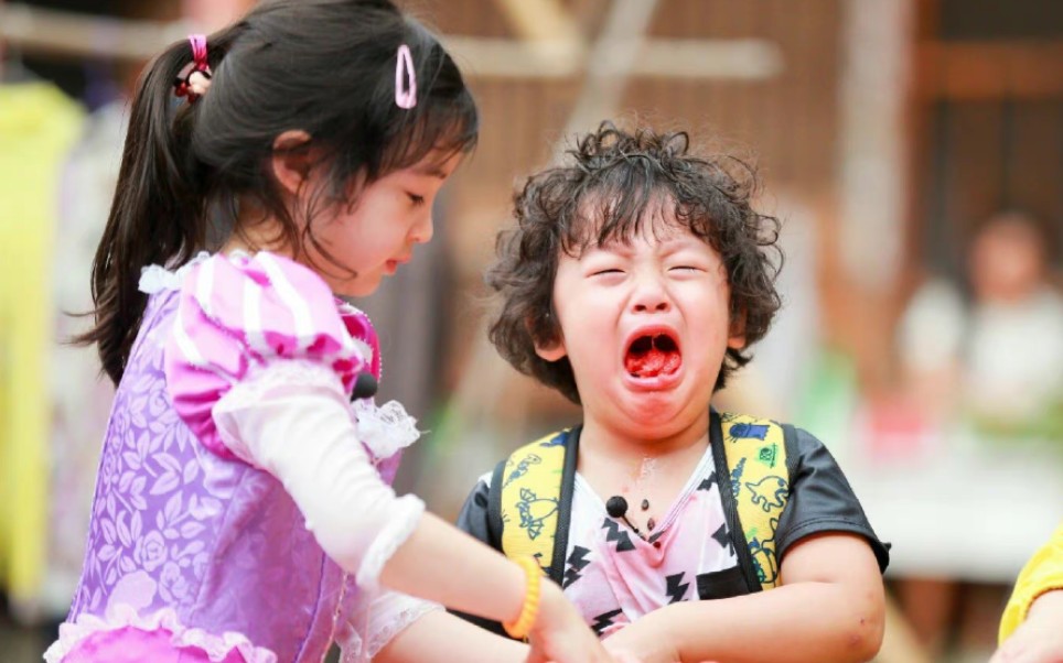 【夏天×轩轩】混血公主和她的卷毛追求者 |拳王爸爸竟是神助攻