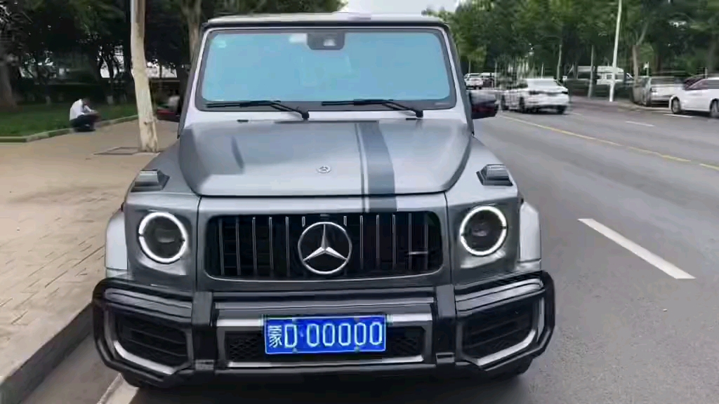 偶遇内蒙大佬座驾大g 车牌00000