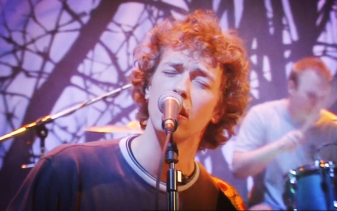 【酷玩乐队coldplay2000年荷兰献唱yellow现场回顾】