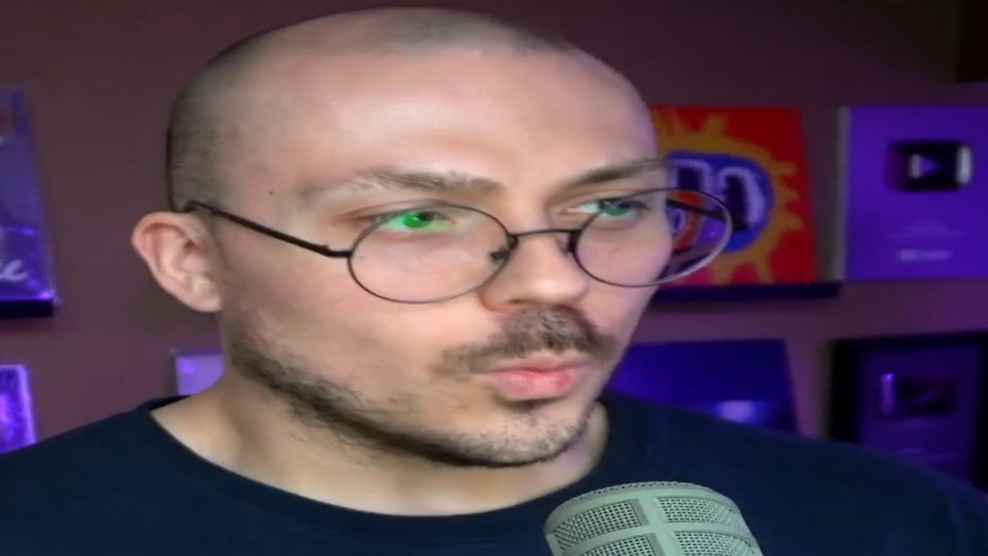 光头眼镜哥给diss歌曲排了个等级