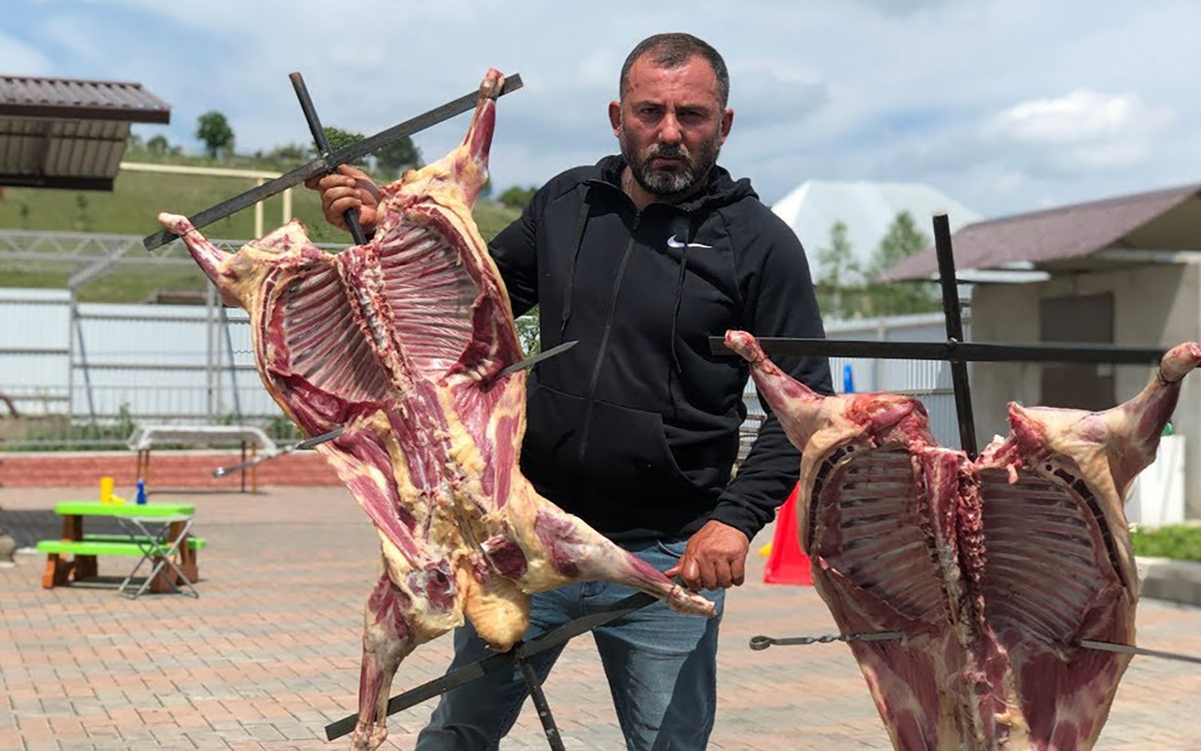 【中文】俄罗斯eorgy kavkaz烤全羊