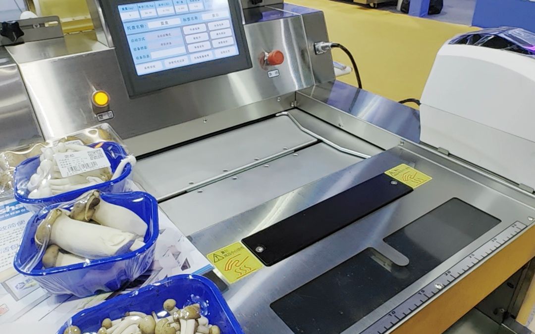 菌菇保鲜膜包装设备——super x台式半自动保鲜膜包装机