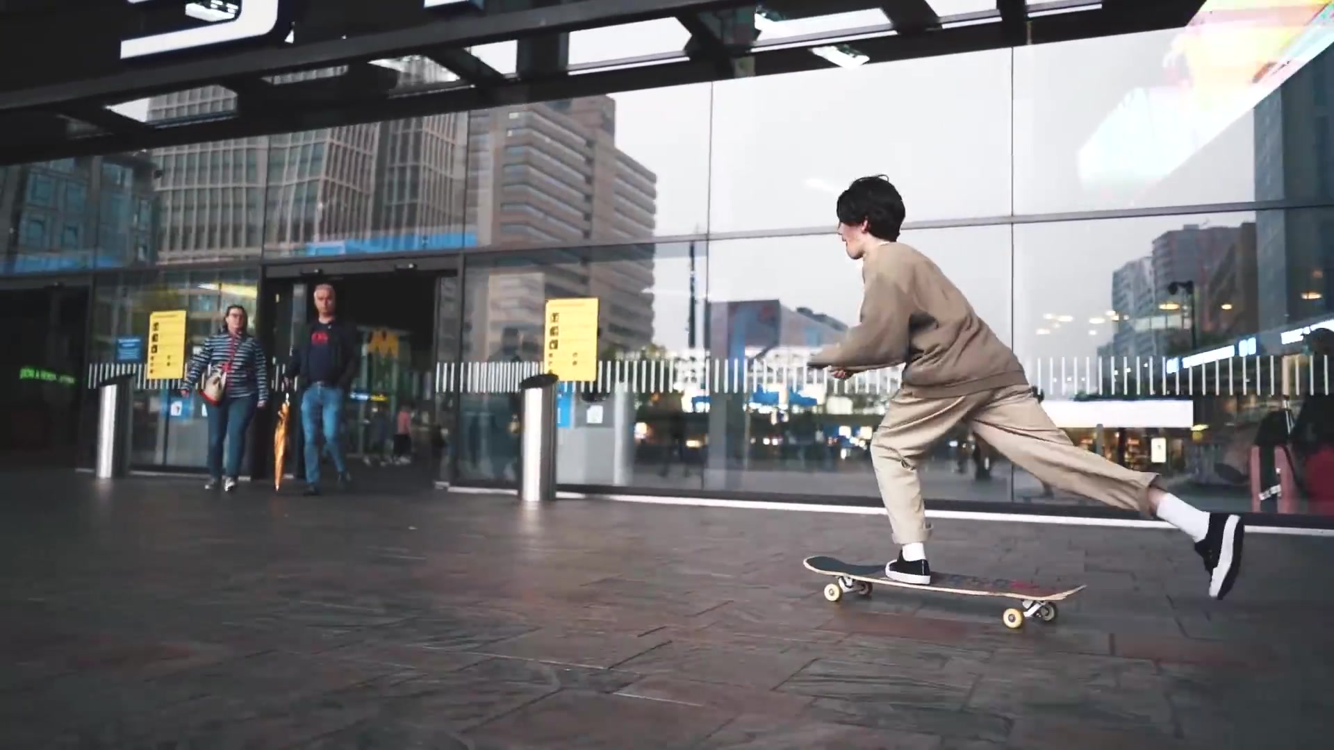 hans汉斯LongboardDancexFreestyleTravelVideo哔哩哔哩bilibili