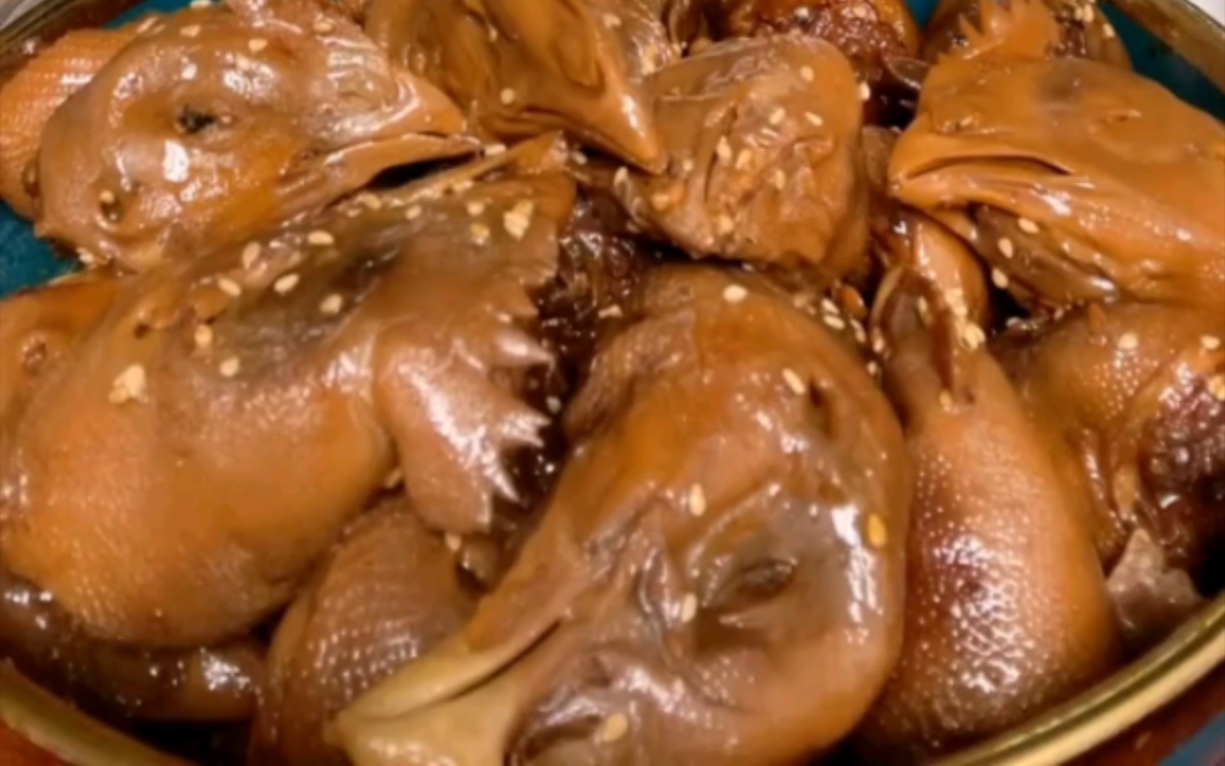 卤鸡头,麻辣鸡头吃播合集 - 视频下载 video downloader