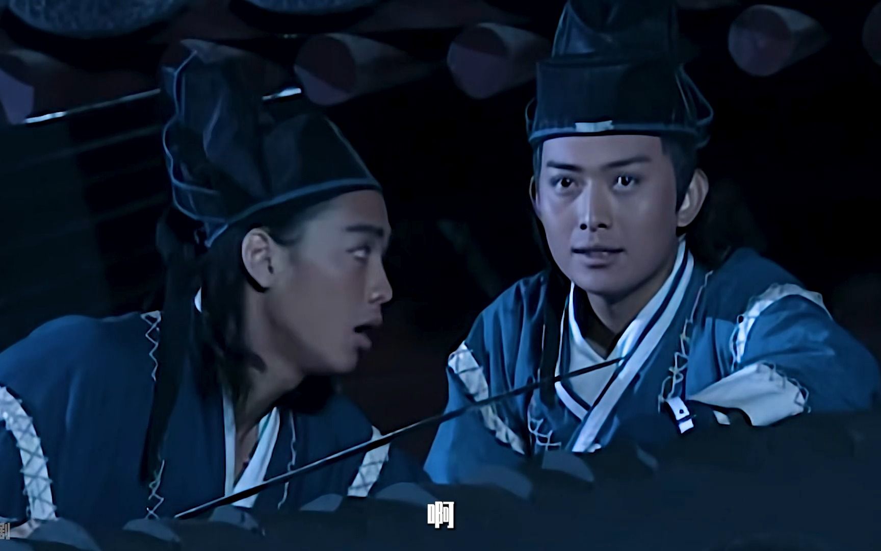 秦叔宝勤练武功,办案时为救樊虎,不慎被采花大盗所伤!
