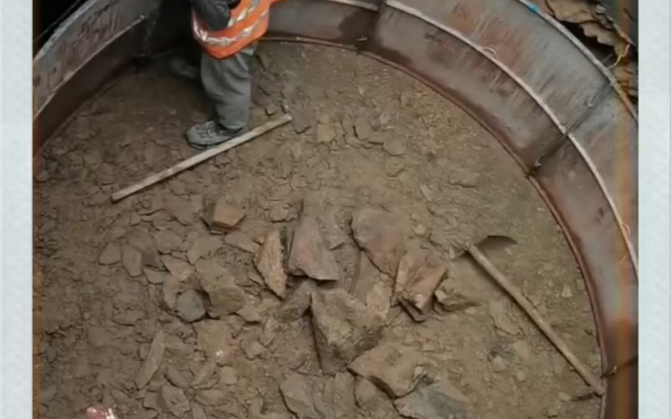 人工挖孔桩施工过程