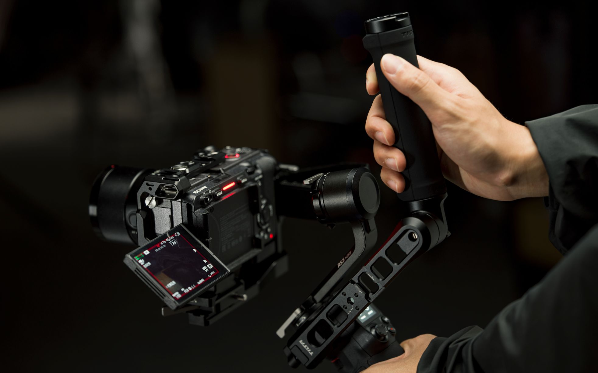 丰富拓展 角度?随你|tilta铁头 rs3 mini 提壶手柄