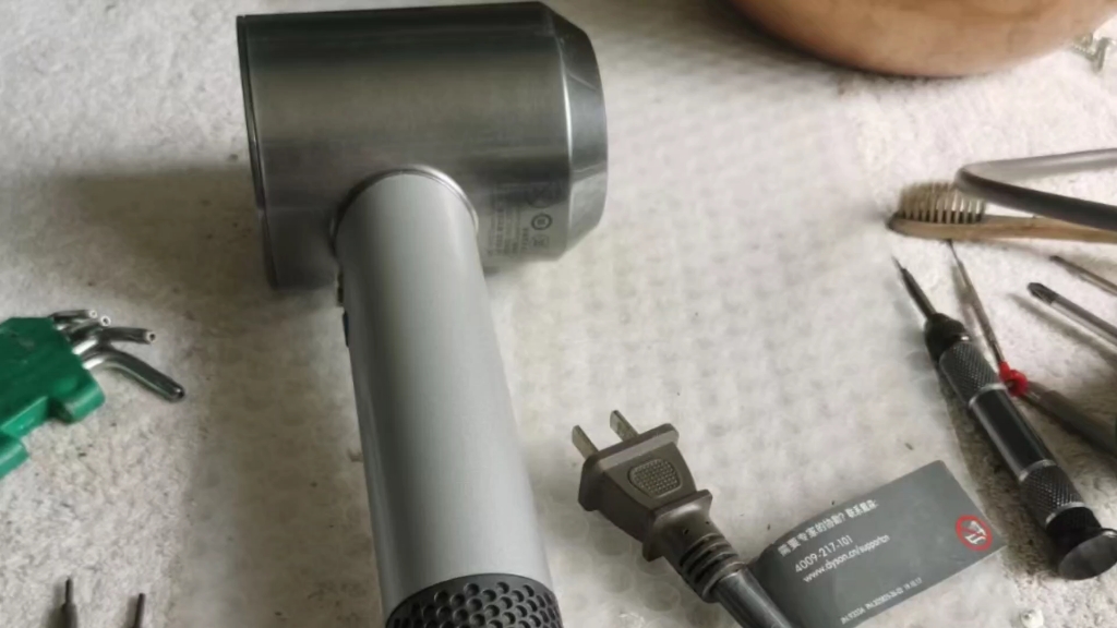 dyson戴森吹风机维修 英版dyson戴森吹风机不启动维修