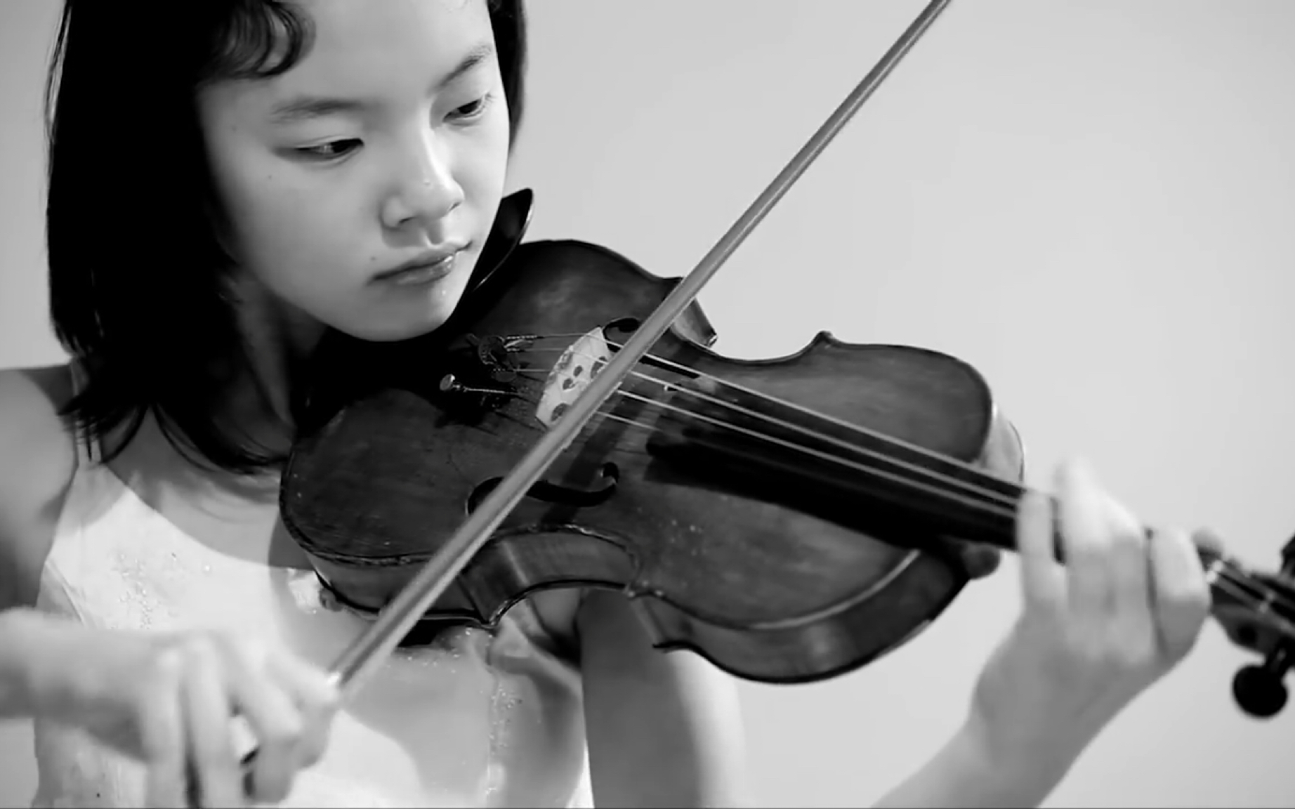 [图]萨拉萨蒂 - 流浪者之歌 Zigeunerweisen (GYPSY AIRS) - Sarasate - Jennifer Jeon