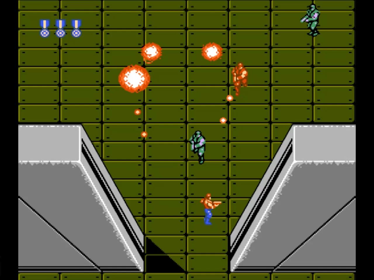 《魂斗罗》二代打着玩