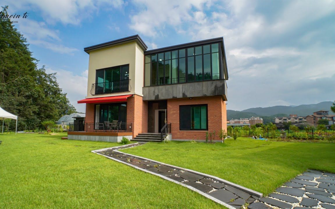 一镜到底带你探索韩国超大独栋别墅,这样的装修风格你喜欢吗?