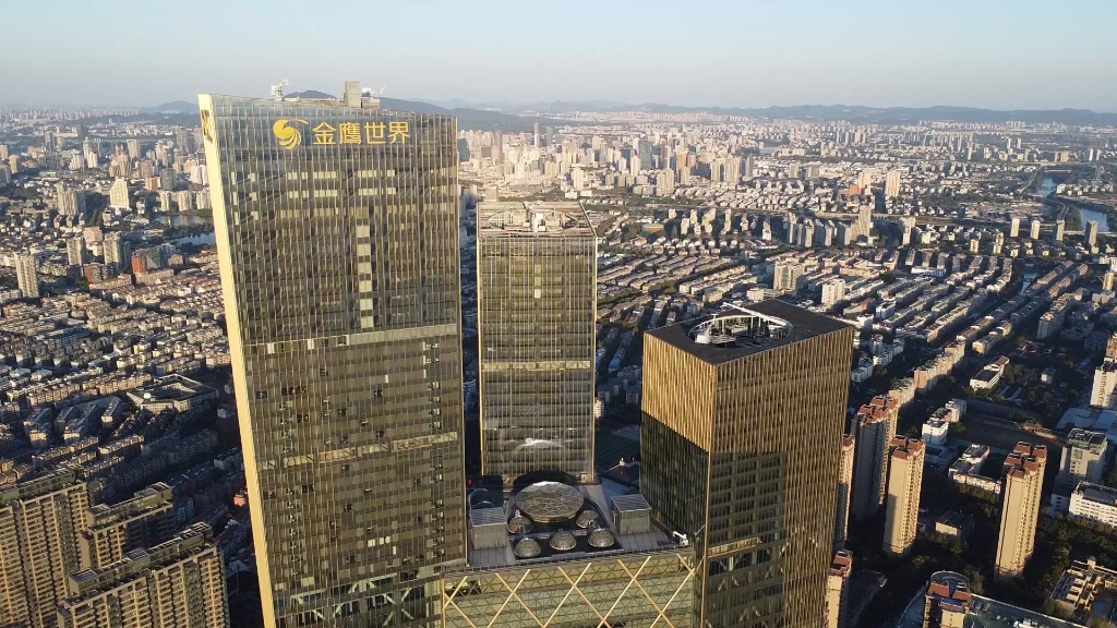 【南京金鹰世界】全球最高的三塔连体建筑,亚 洲最大全生活中心