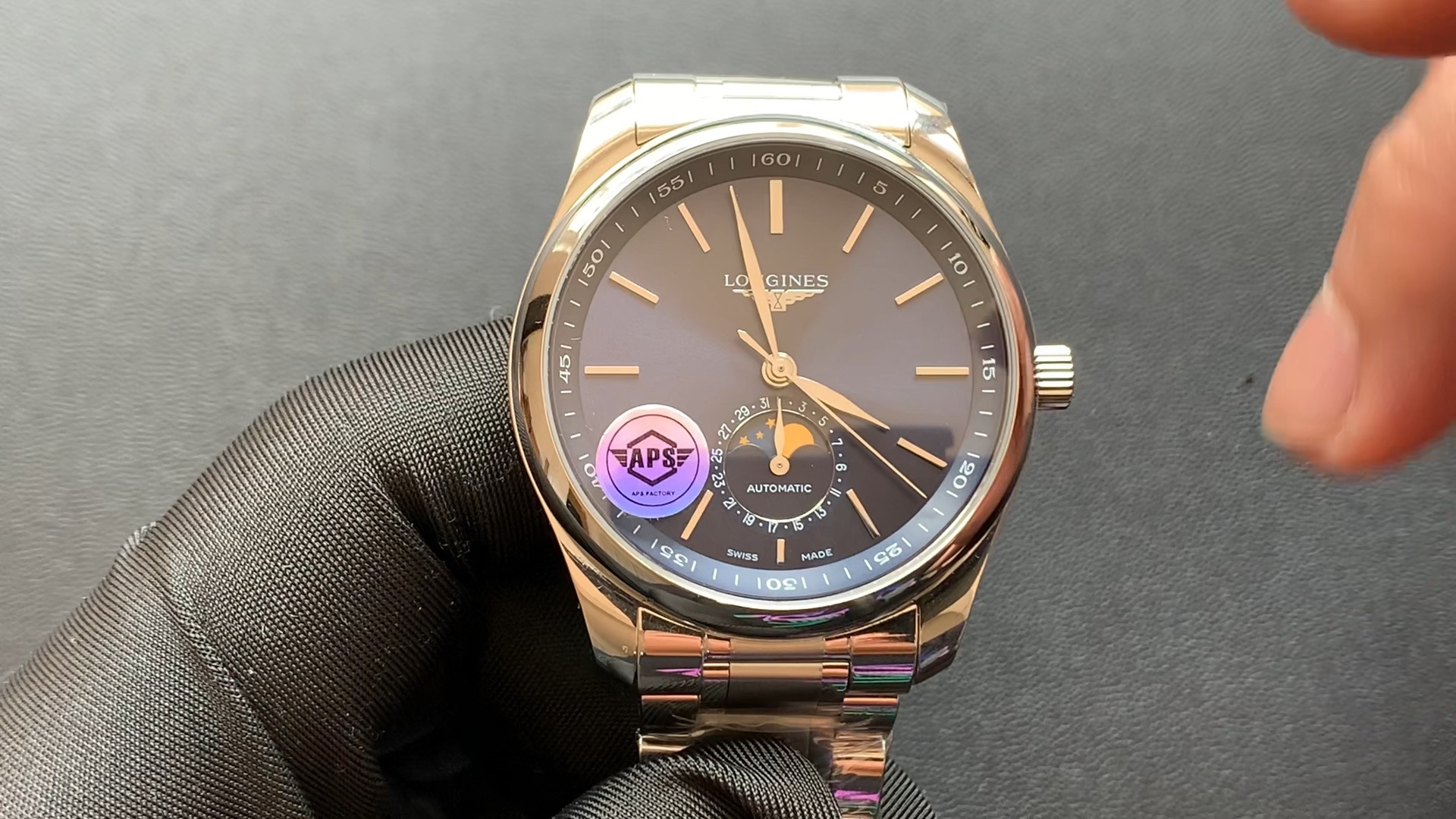 aps厂浪琴名匠四针月相真假对比