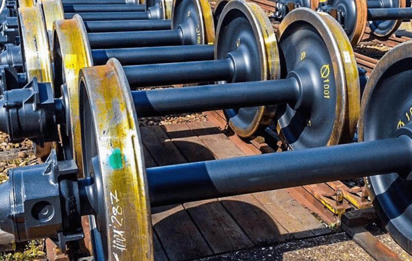 火车轮子的制造,令人惊叹的重型铁路轮子制造过程