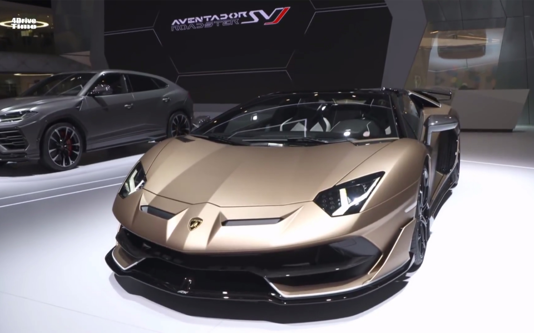 2020 兰博基尼 Aventador SVJ 敞篷版 特写哔哩哔哩bilibili