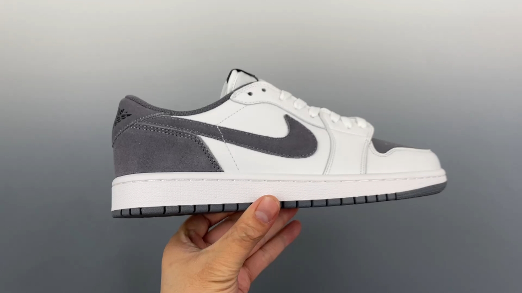 air jordan 1 low 白灰脚趾aj1乔1低帮休闲板鞋 同步官方配色