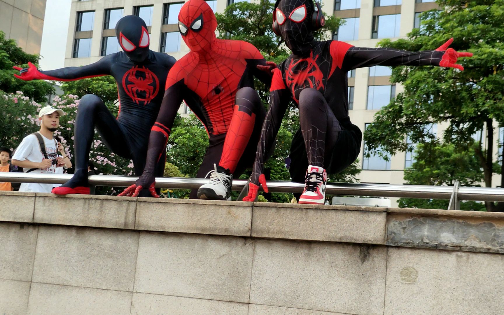 琶洲场外,拍的,漫展现场