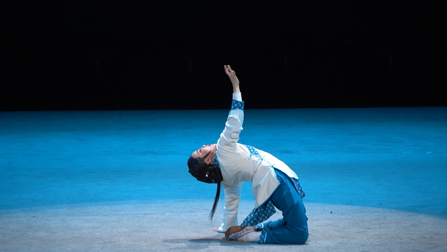 陈雯婷 | 一小段《杨乃武与小白菜·死谏》滚钉板…(终于亲眼见到陈