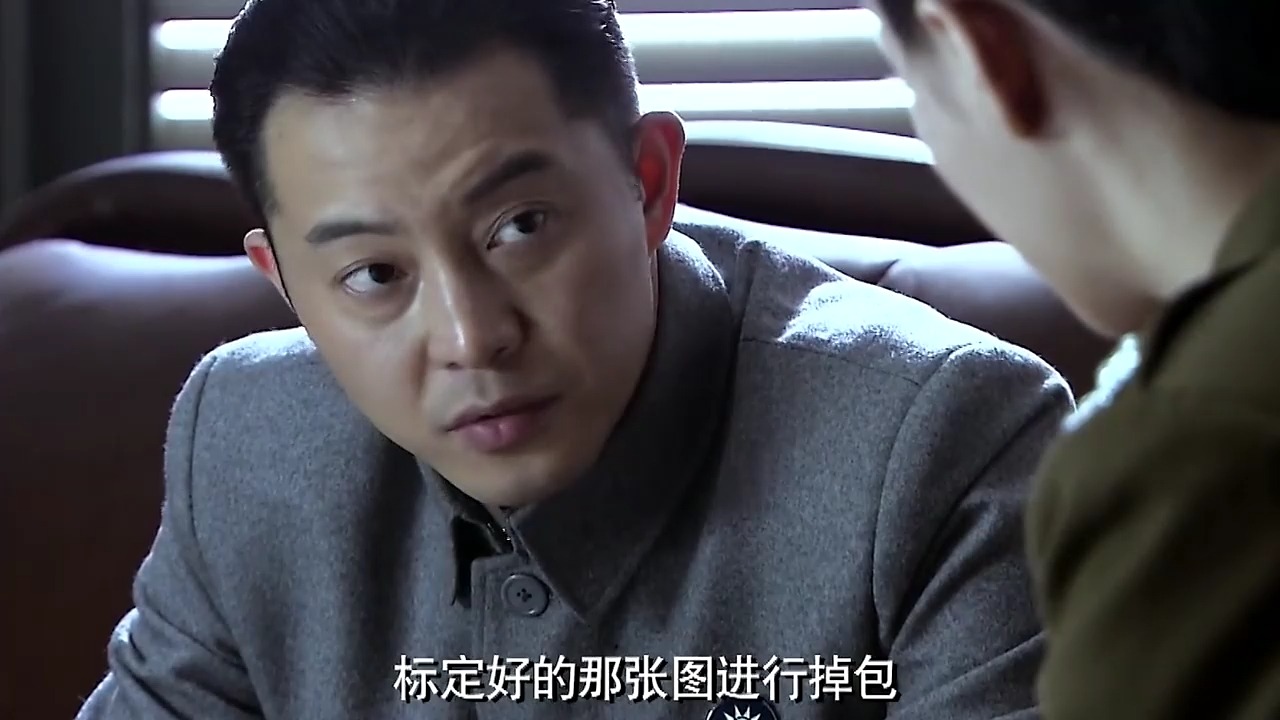 新官第一天上任,许忠义送恩师凯迪拉克,安排分红20万美金,吓得恩师手