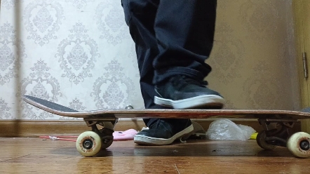 滑板ollie