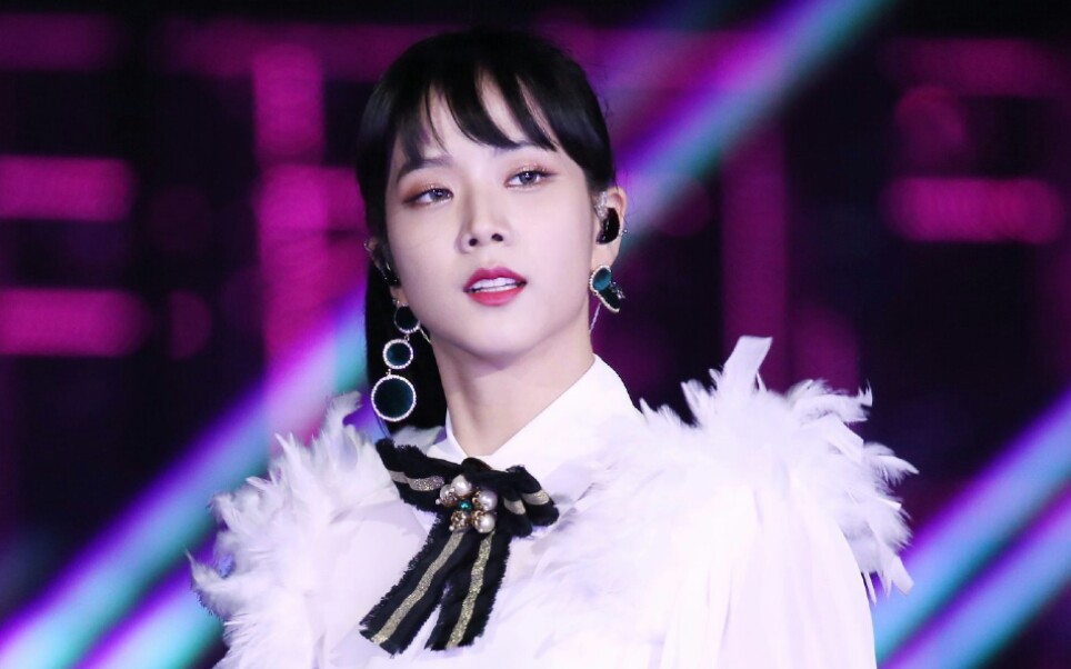 高马尾超御 !金智秀美到犯规 !这场直拍我可以看一万遍 !