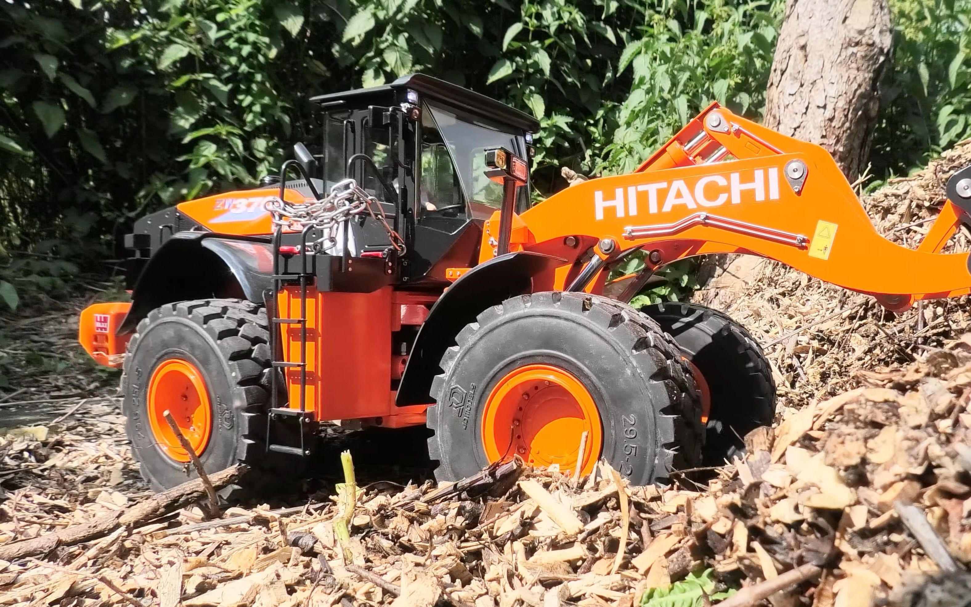 rc遥控日立zw370装载机户外玩耍