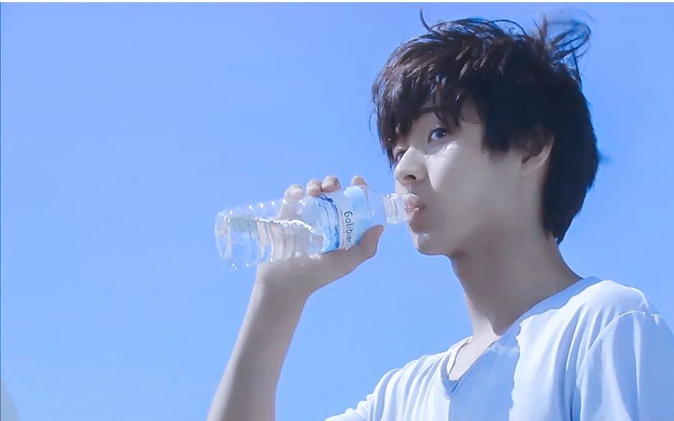 【山崎贤人】接受来自贤贤的美颜暴击