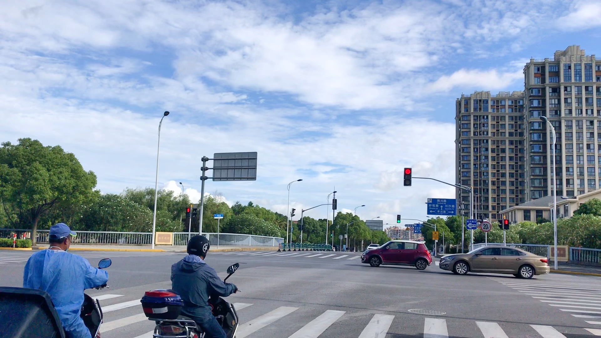 上海街景实拍拍摄于川沙华戴路润川路