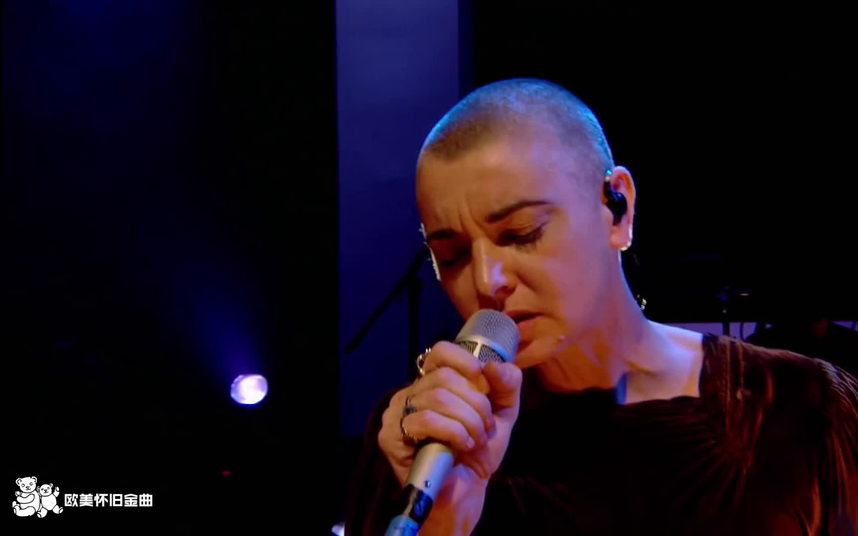 [图]Sinéad O'Connor - Nothing Compares to you 【中英字幕】