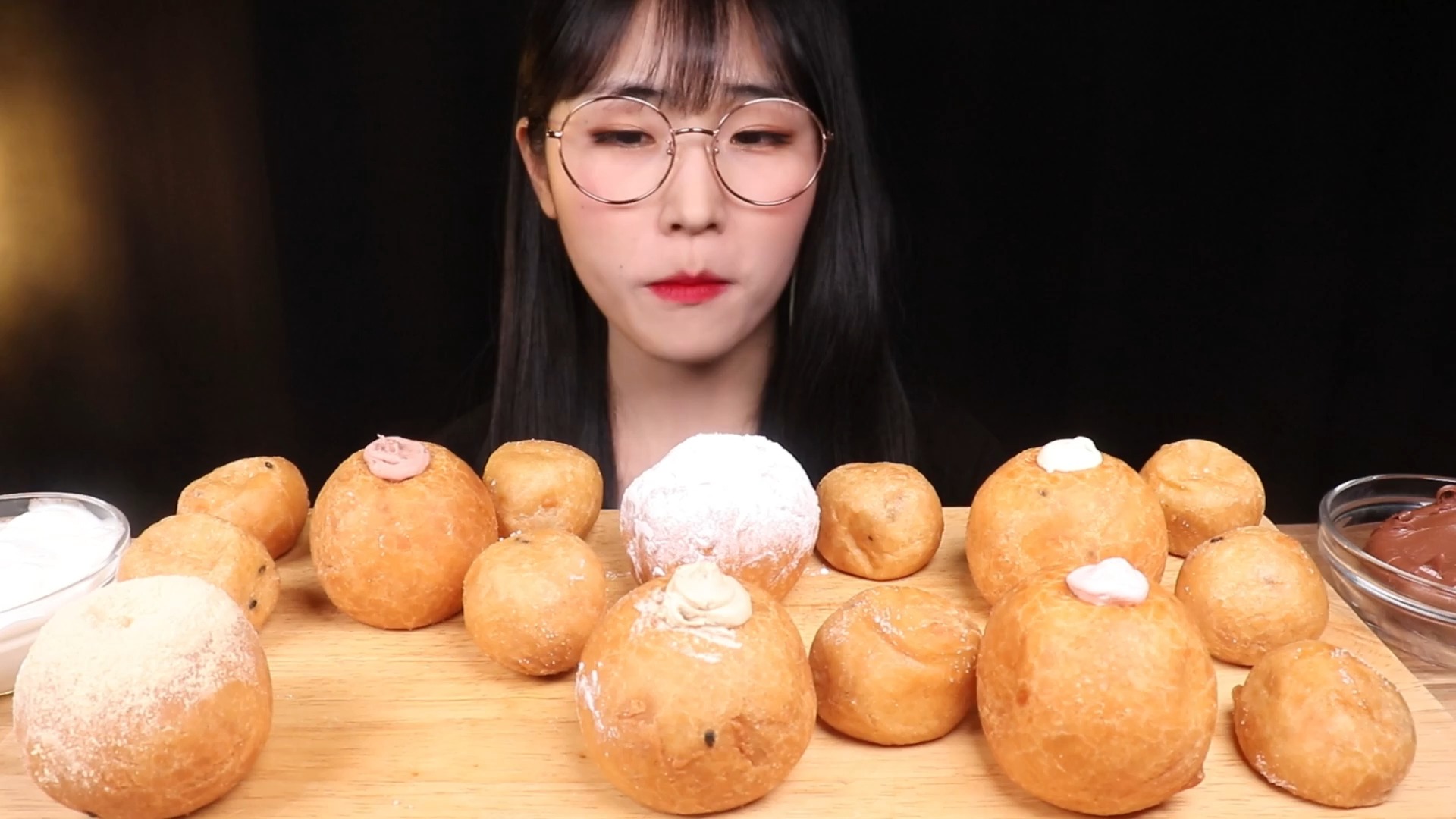 07 浓郁的奶油糯米甜甜圈大餐!