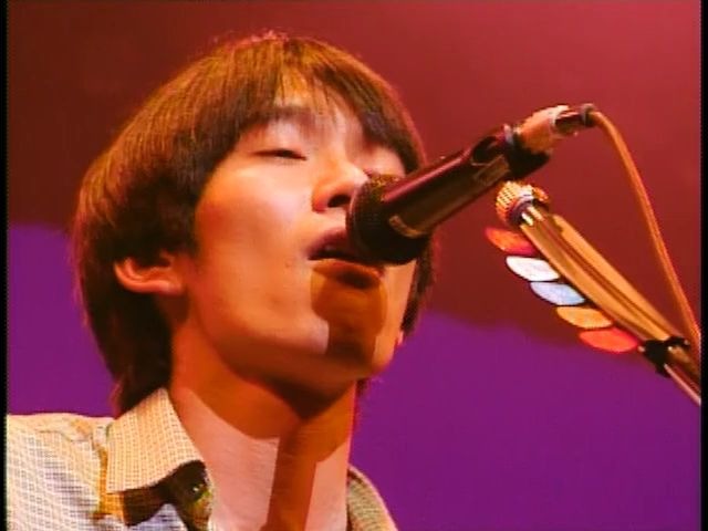 [图]Spitz - Jamboree Deluxe Live Chronicle 1991-2000 ベビーフェイス