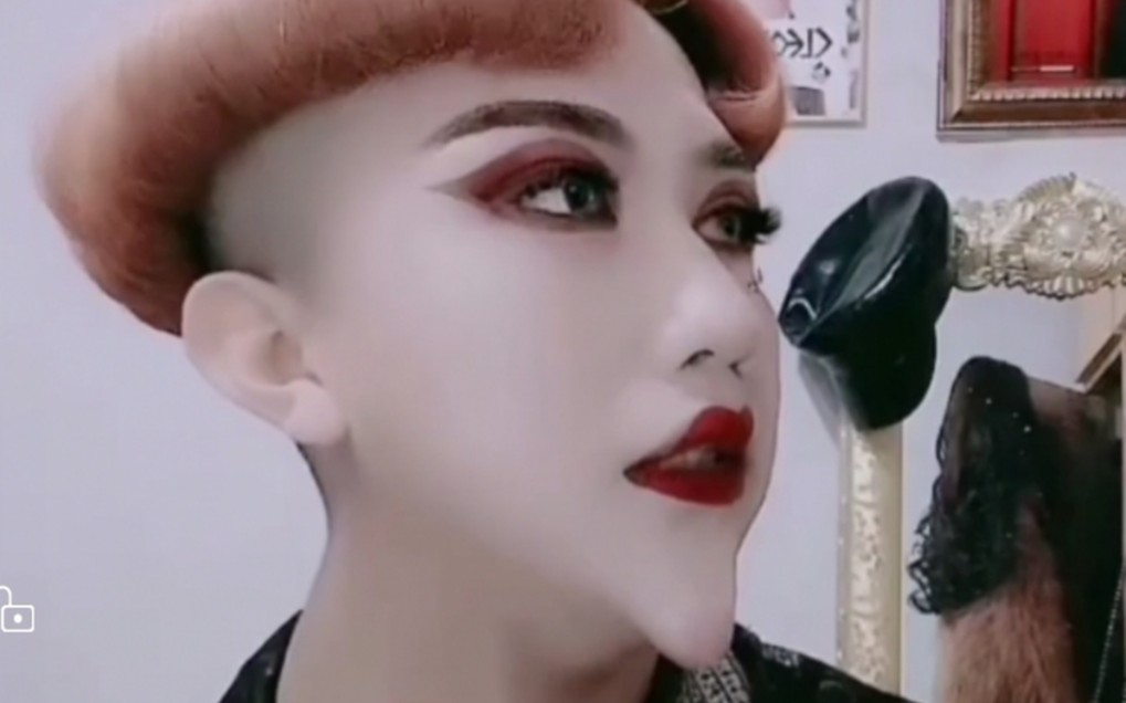 开原艳后甜筒唱歌