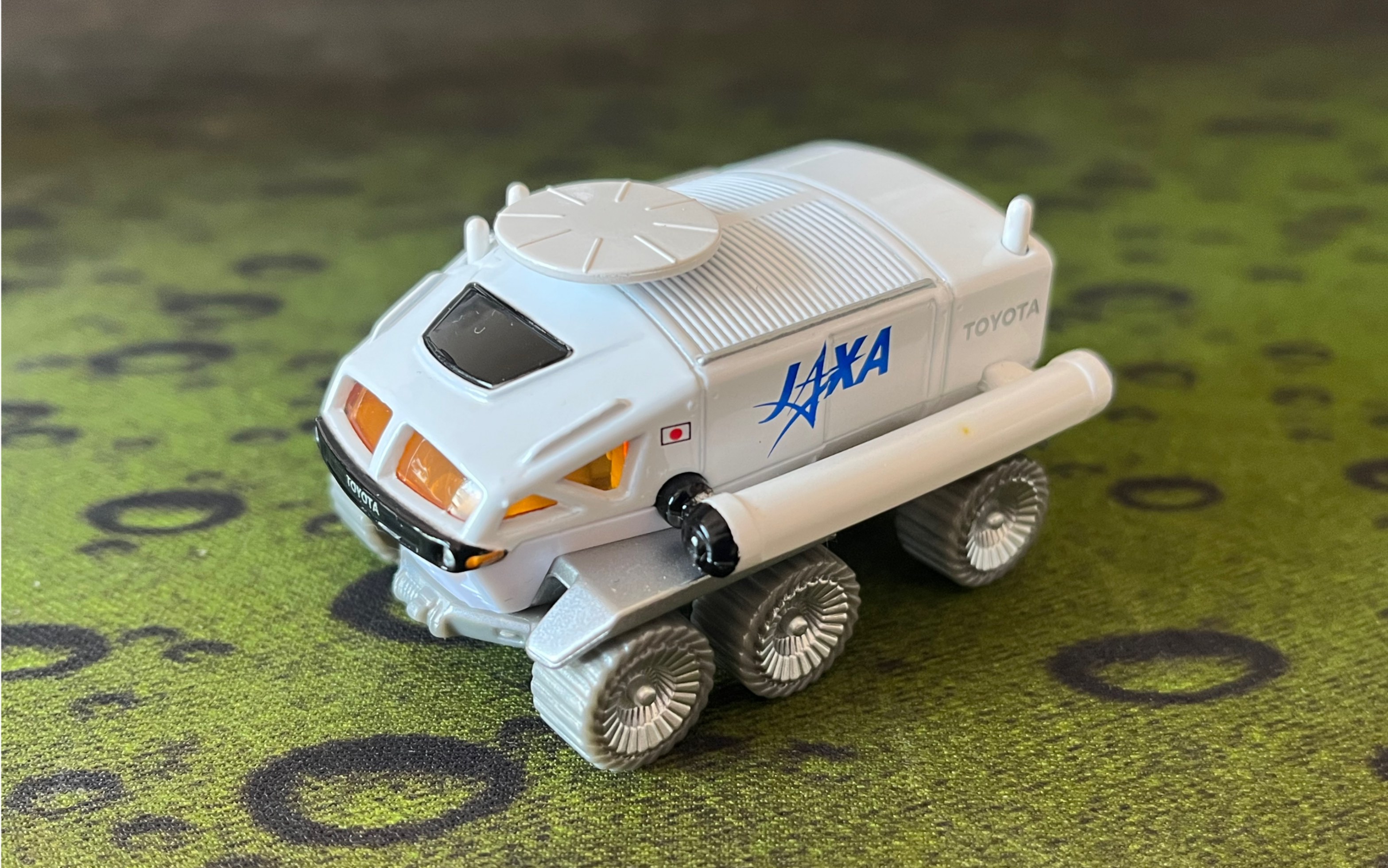 多美卡黑盒tp07丰田月球车