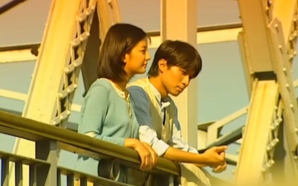 情深深雨濛濛名场面,依萍和书桓去看日落——情深深雨濛濛第8集8-3