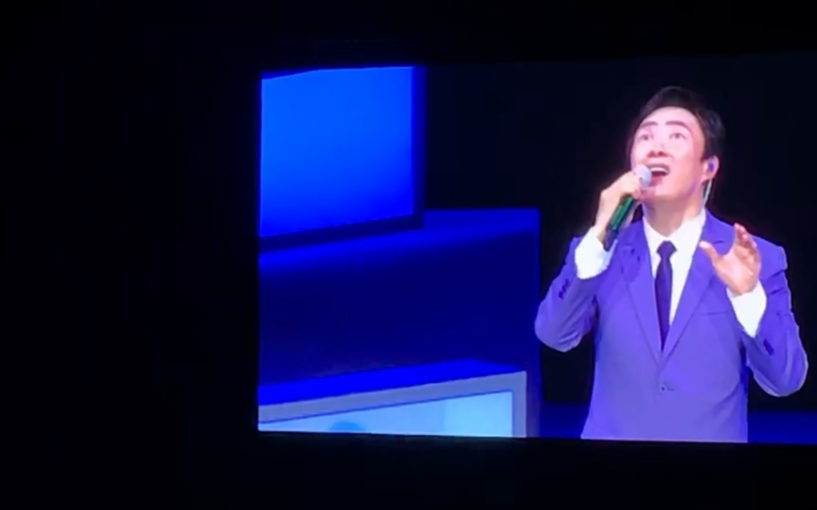 【费玉清】成都演唱会《卷珠帘》