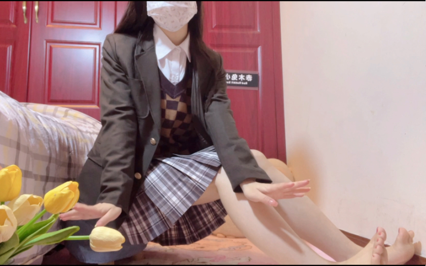 [图]尝尝……爱心黑丝搭配jk制服｜小孩子可不能看哦